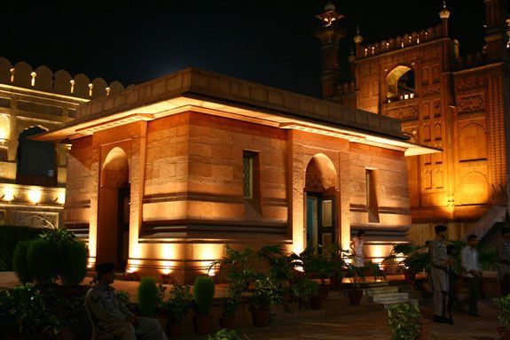 اقبال لاهوری