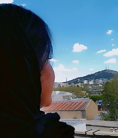 دنیاکیانی دنیاکیانی